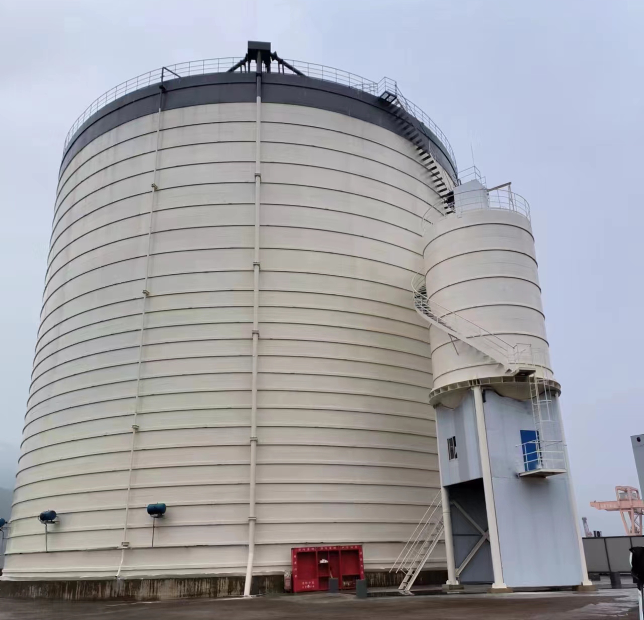 阿勒泰10万吨水泥钢板库